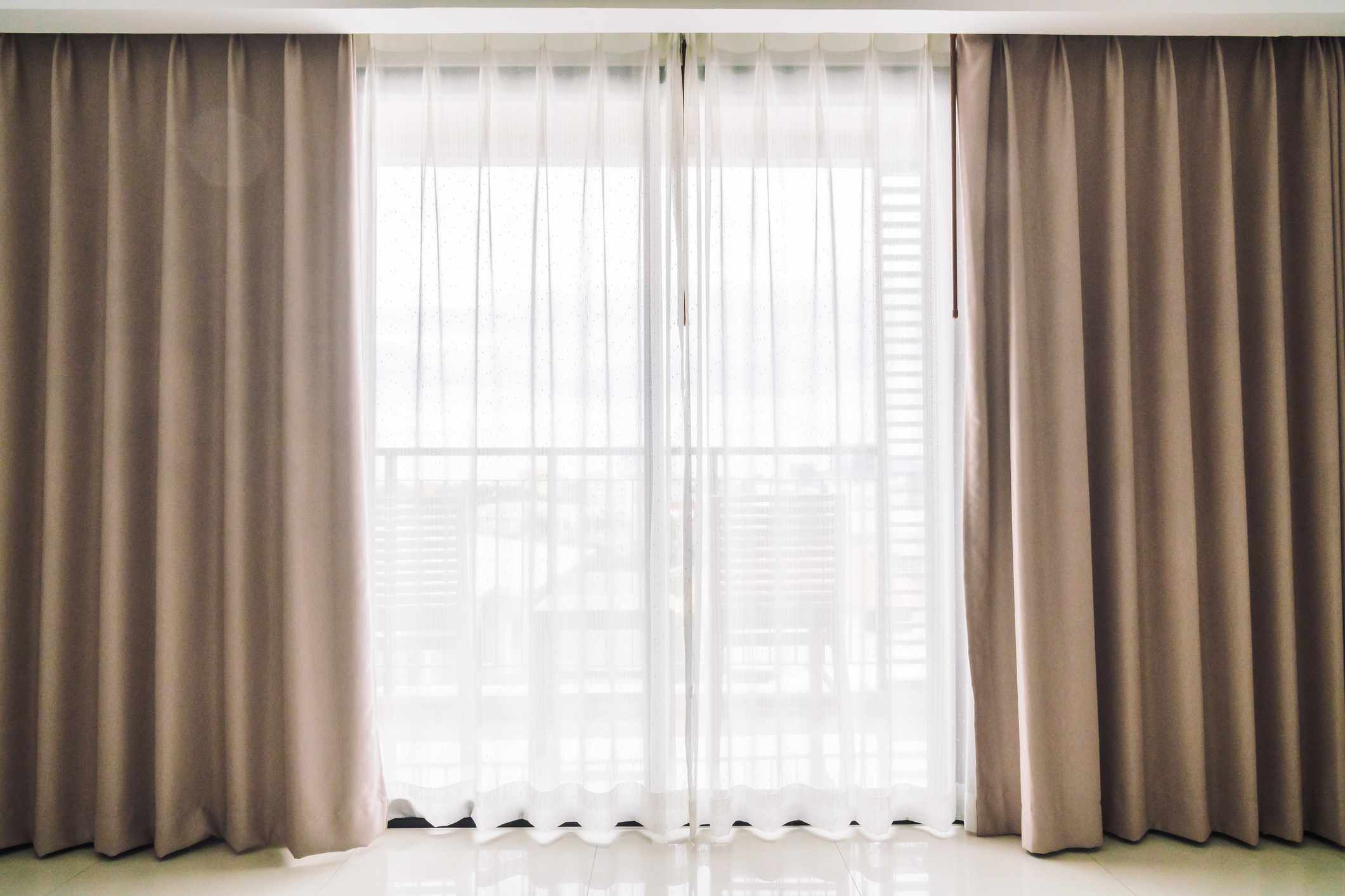 How long will curtains last?
