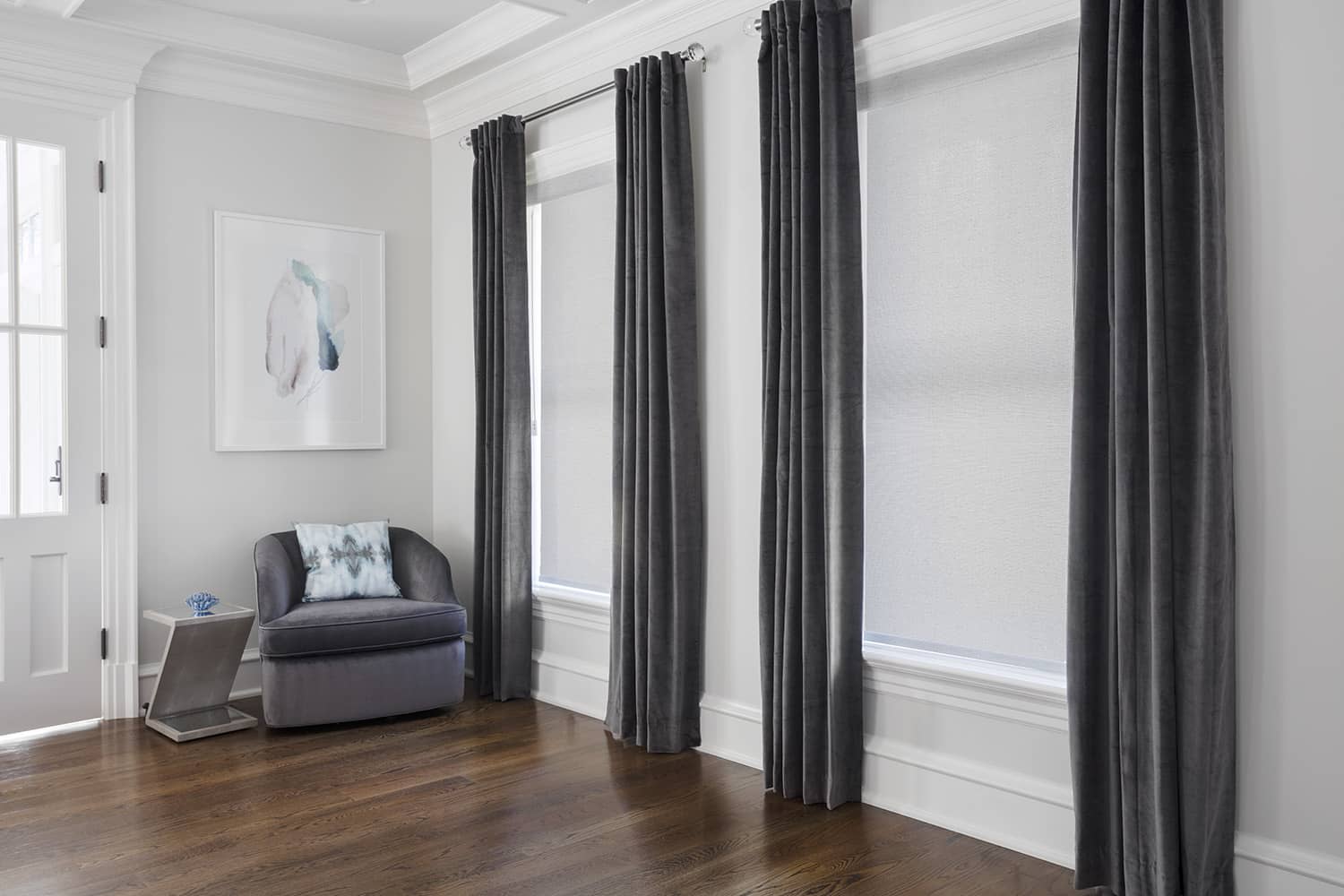 What is the rule for curtain size?